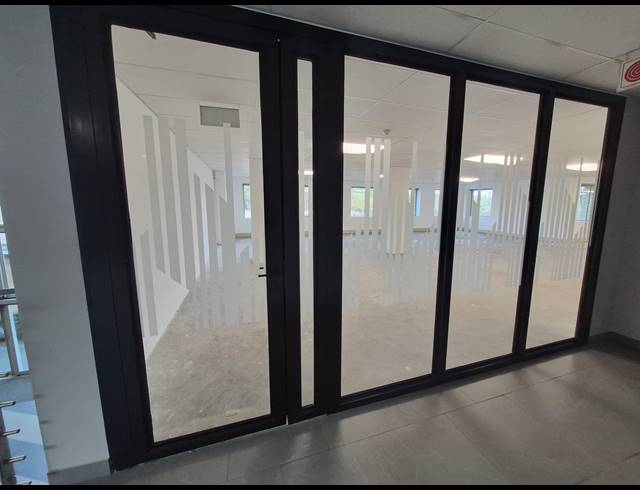 777M² OFFICE TO LET IN WOODMEAD